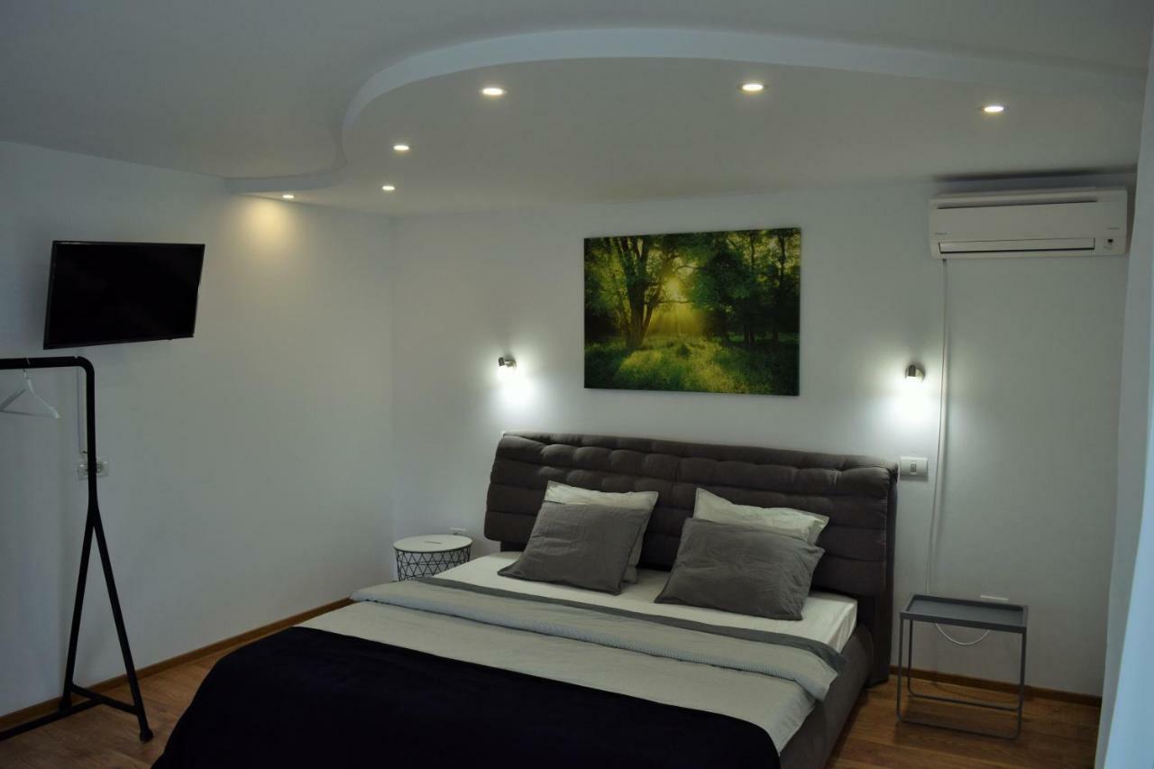 La Rabla Hotell Dubova Exteriör bild