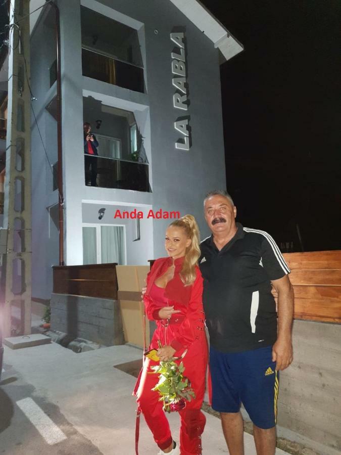 La Rabla Hotell Dubova Exteriör bild